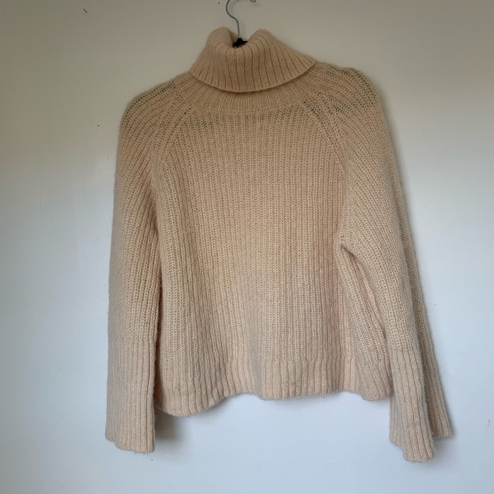 Club Monaco cream wool blend sweater